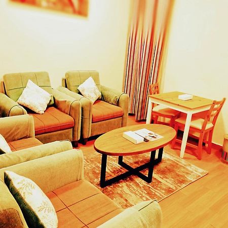 Taraf Yanbu 2公寓式酒店 外观 照片